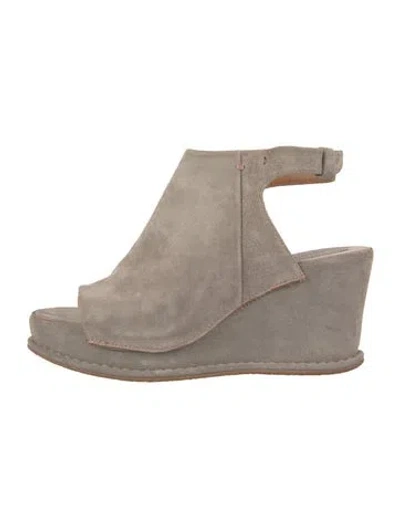 Pre-owned Alberto Fermani Suede Sandals In Grey