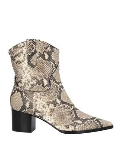 Alberto Gozzi Woman Ankle Boots Grey Size 9 Soft Leather