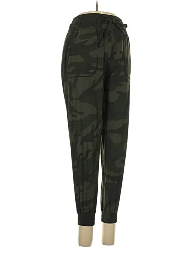 Pre-owned Albion Casual Pants In Green
