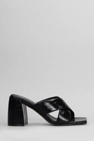 Alchimia Slipper-mule In Black Leather