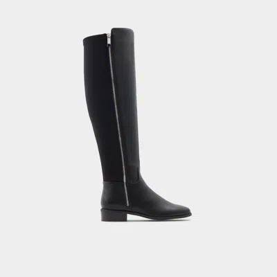Aldo Aahliyah In Black