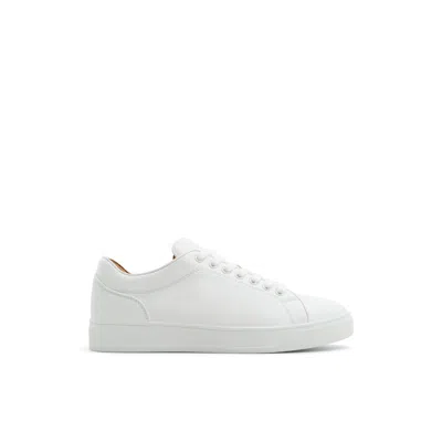 Aldo Alastor In White