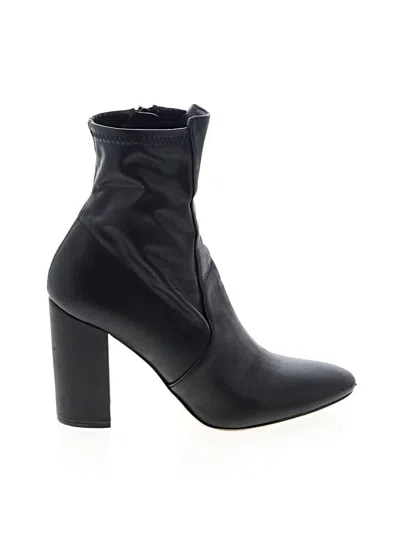 Pre-owned Aldo Ankle Boots In Black