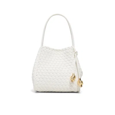 Aldo Avimaa In White