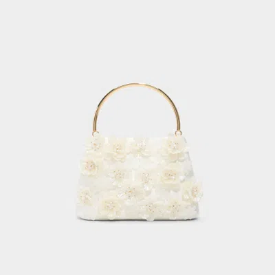 Aldo Blanchefleurr In White