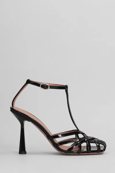 ALDO CASTAGNA LIDIA SANDALS IN BLACK PATENT LEATHER