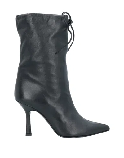 Aldo Castagna Ankle Boots In Black