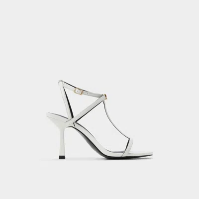 Aldo Cecille In White