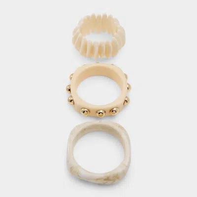 Aldo Cremmaa In White In Burgundy