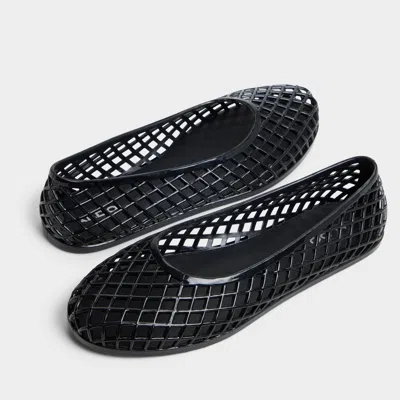 ALDO DWAORIA IN BLACK
