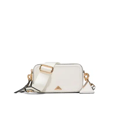 Aldo Dwumaax In White