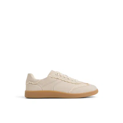 Aldo Erilg In White