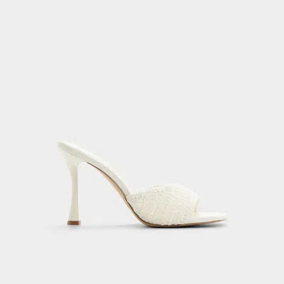 Aldo Evadalie In White