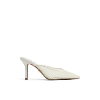 Aldo Gamilia In White