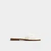 Aldo Itsandal In White In White