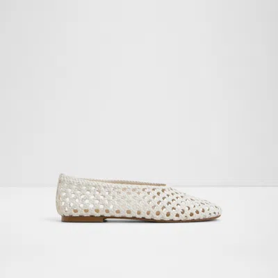 Aldo Joselia In White