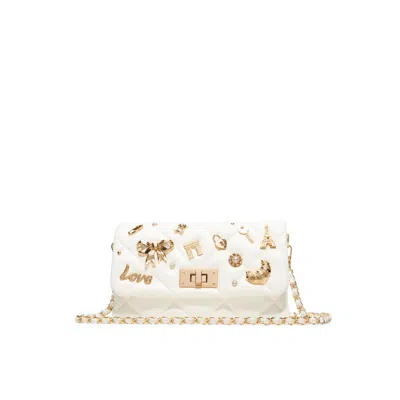 Aldo Kirstynn In White
