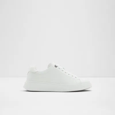 Aldo Magnus In White