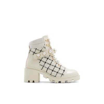 Aldo Mariette In White