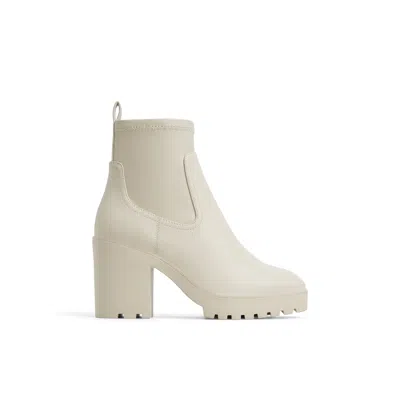 Aldo Marrgo In White