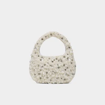 Aldo Pearlesque In White