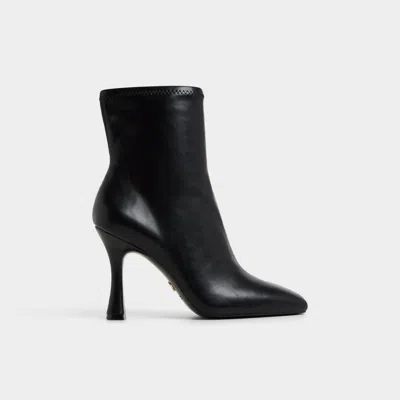 Aldo Ranabelila In Black