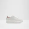 Aldo Reia In White