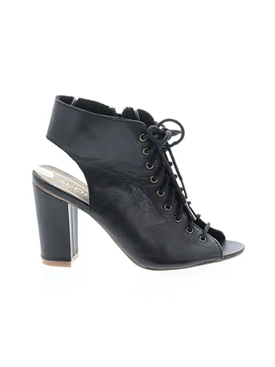 Pre-owned Aldo Sandals In Black