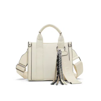 Aldo Trigonaa In White