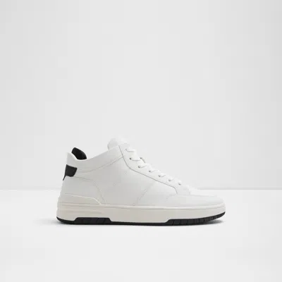 Aldo Victor In White