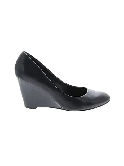Pre-owned Aldo Wedges In Black