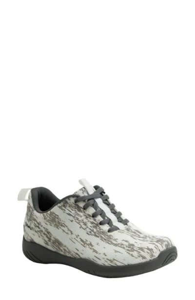 Alegria By Pg Lite Liber8 Sneaker In White