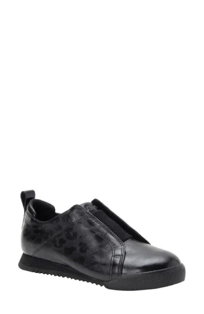 Alegria By Pg Lite Reah Slip-on Sneaker In Black