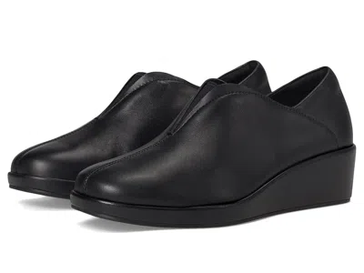 Alegria Hadlee In Black