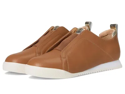 Alegria Reah In Brown