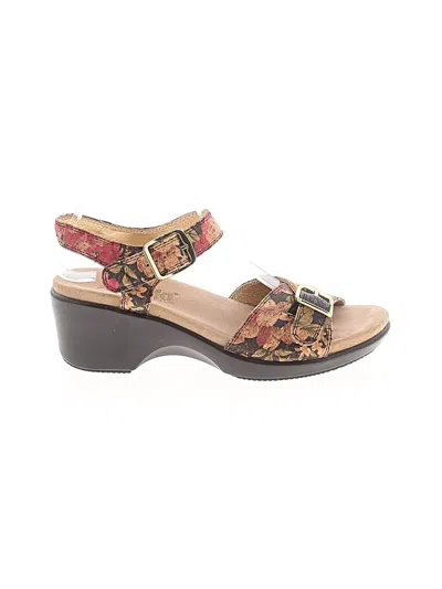 Pre-owned Alegria Sandals In Brown