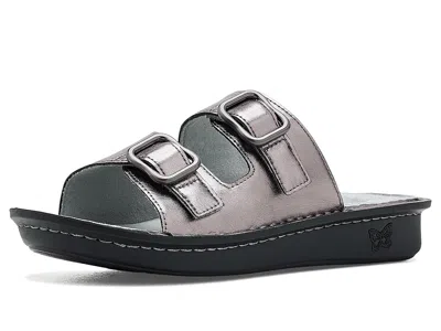 Alegria Verah In Gray