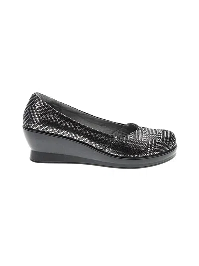Pre-owned Alegria Wedges In Black