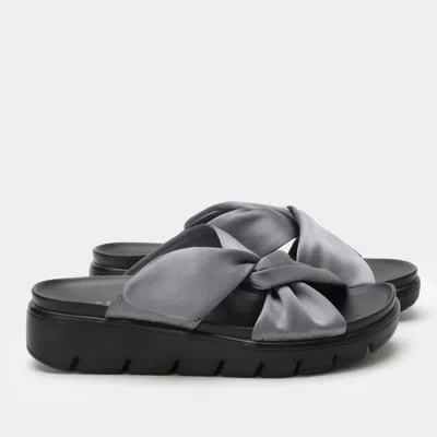 Alegria Rylie In Black