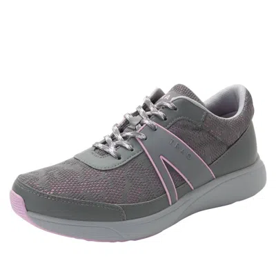 Alegria Womens Traq Qarma Smart Walking Shoe In Black In Gray