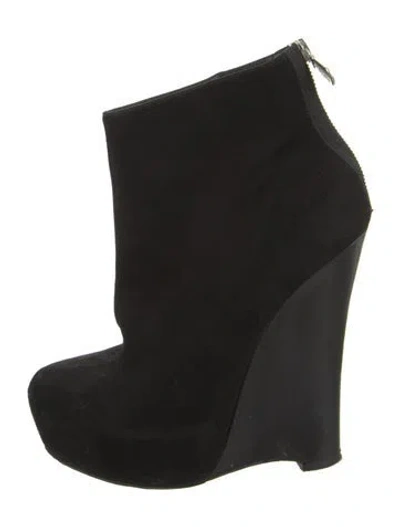 Pre-owned Alejandro Ingelmo Suede Boots In Black