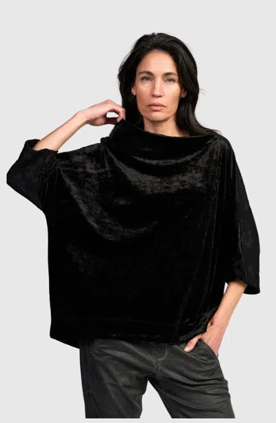 Alembika Aster Funnel Pullover Top In Black Flora