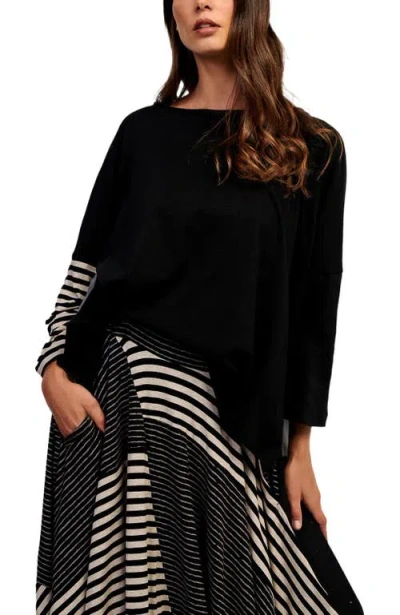 Alembika Boxy Tee With Striped-sleeve