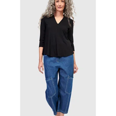 Alembika Essential V-neck Top In Black