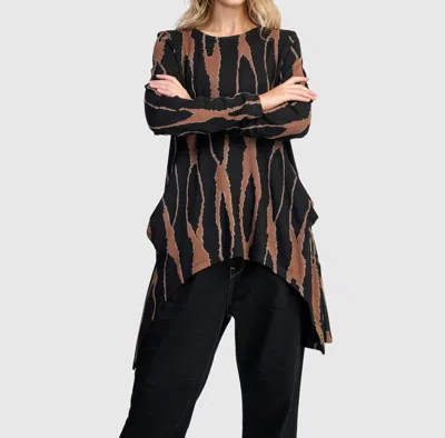 Alembika Lignette Pockets Top In Wood In Black