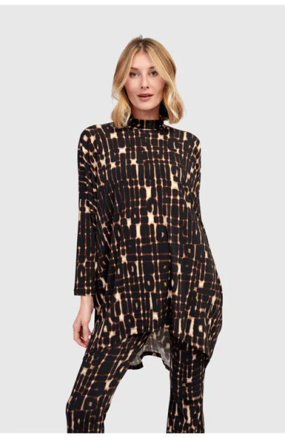 Alembika Orbit Swing Turtleneck In Black