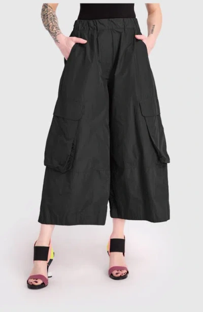 Alembika Swish Wide Cargo Pants In Black