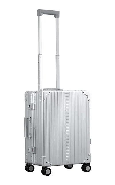 Aleon - 21" Classic Carry On - Silver In Red