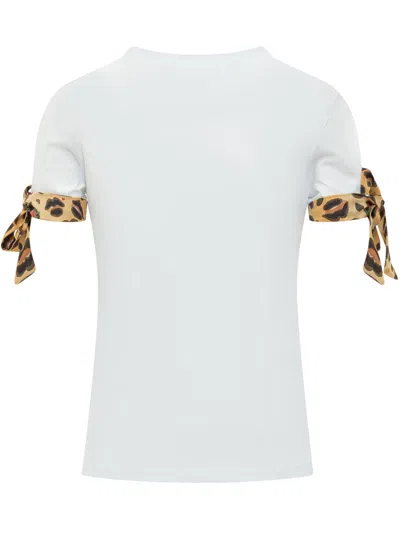 Alessandro Enriquez Slim Fit T-shirt With Love Embroidery In B.co Ricamo Kiss