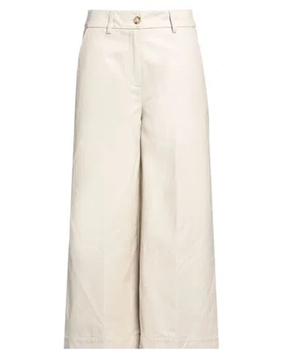 Alessia Santi Woman Pants Cream Size 10 Viscose, Polyester In White